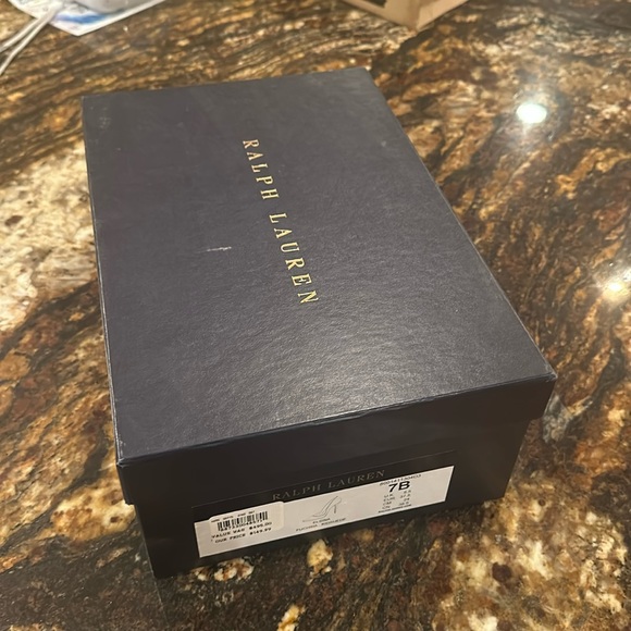 Ralph Lauren Heels size 7 - Picture 2 of 11